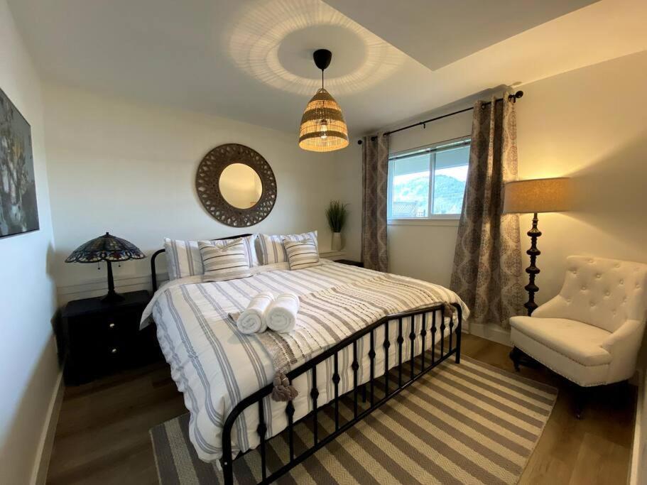 Cozy Lakeview Suite Victoria Esterno foto